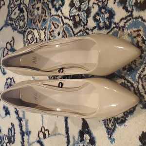 Patent cream nude heels H&M size 38